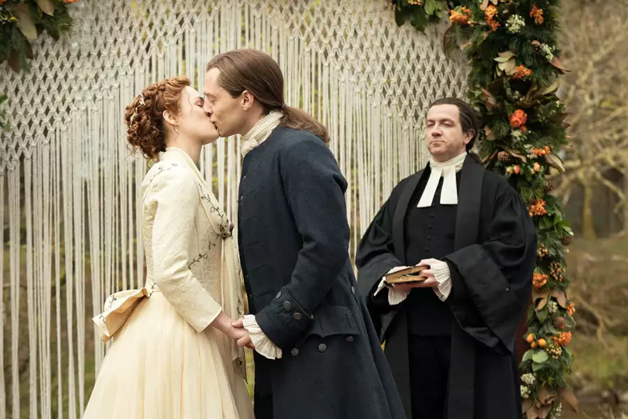 Outlander - galeria zdjęć - filmweb