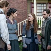 Outlander - galeria zdjęć - filmweb