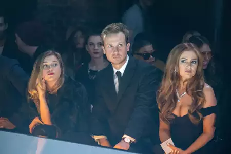 Chciwość - galeria zdjęć - filmweb
