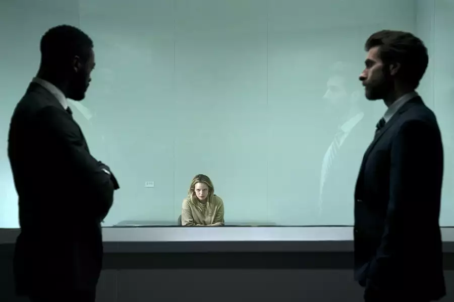 Niewidzialny człowiek - galeria zdjęć - filmweb