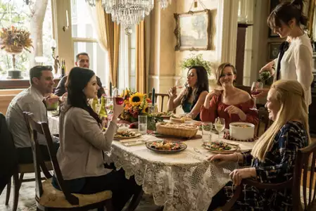 Cztery siostry i sekret - galeria zdjęć - filmweb