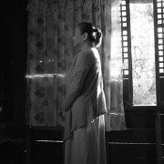 Ang babaeng humayo - galeria zdjęć - filmweb