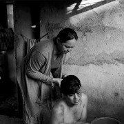 Ang babaeng humayo - galeria zdjęć - filmweb