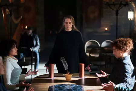Księga czarownic - galeria zdjęć - filmweb