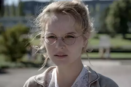 Ku'damm 56 - galeria zdjęć - filmweb