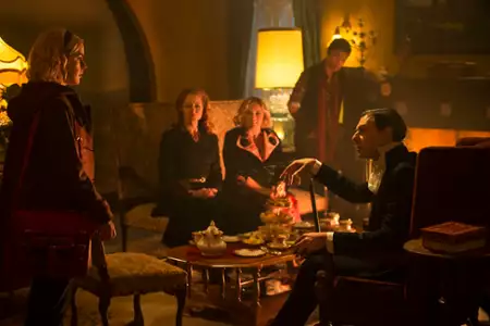 Chilling Adventures of Sabrina - galeria zdjęć - filmweb