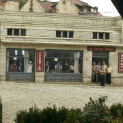 Closer to the Moon - galeria zdjęć - filmweb
