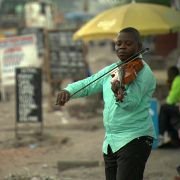Kinshasa Symphony - Ein klassisches Orchester im Kongo - galeria zdjęć - filmweb