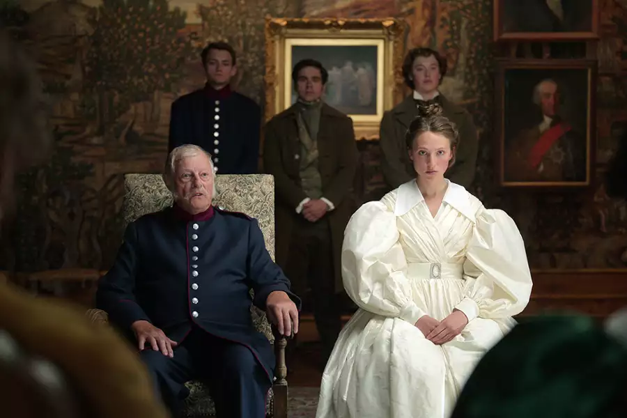 Ehrengard: Sztuka uwodzenia - galeria zdjęć - filmweb