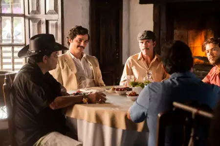 Narcos - galeria zdjęć - filmweb