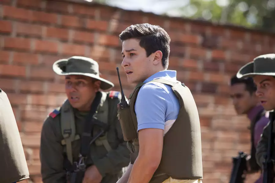 Narcos - galeria zdjęć - filmweb