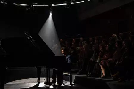 Dziewczyna z Kolonii - galeria zdjęć - filmweb