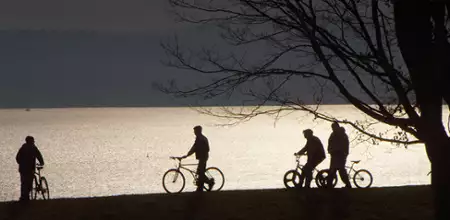 Super Dark Times - galeria zdjęć - filmweb