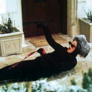 Alex - sam w domu - galeria zdjęć - filmweb
