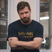 Tires - galeria zdjęć - filmweb