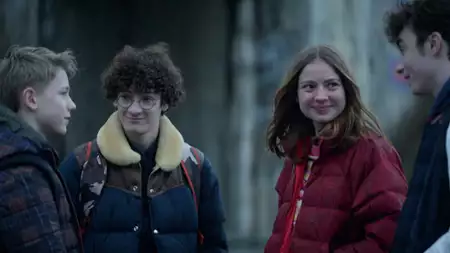 R&oacute;wnoległy wymiar - galeria zdjęć - filmweb