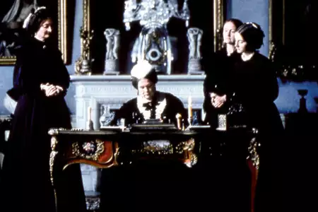 Jej wysokość Pani Brown - galeria zdjęć - filmweb