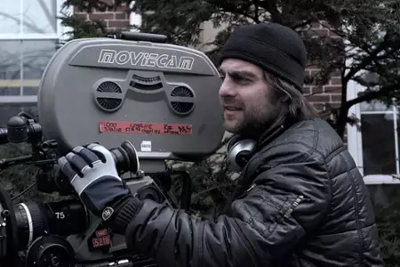 Sezon na kleszcza - galeria zdjęć - filmweb