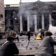Michael Collins - galeria zdjęć - filmweb