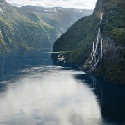 Bølgen - galeria zdjęć - filmweb