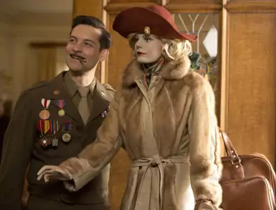 Bogaci i rozpustni - galeria zdjęć - filmweb