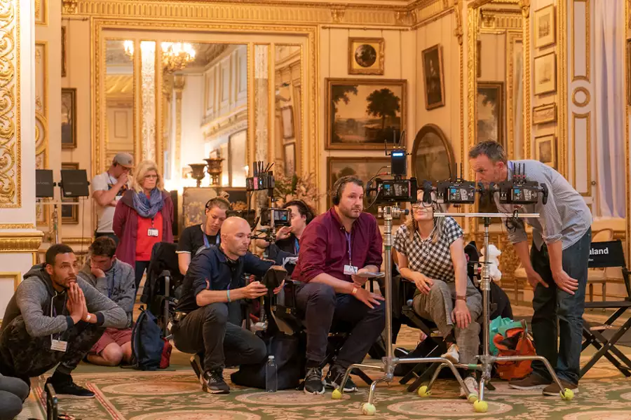 Bridgertonowie - galeria zdjęć - filmweb