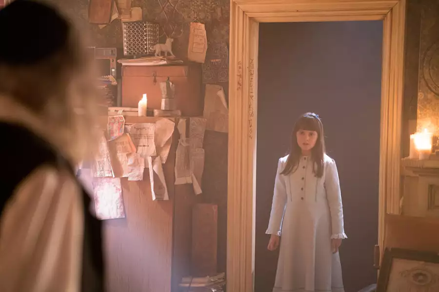 Abyzou - galeria zdjęć - filmweb