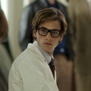 Saint Laurent - galeria zdjęć - filmweb