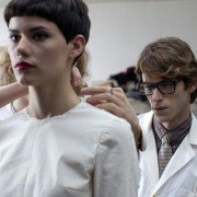 Saint Laurent - galeria zdjęć - filmweb
