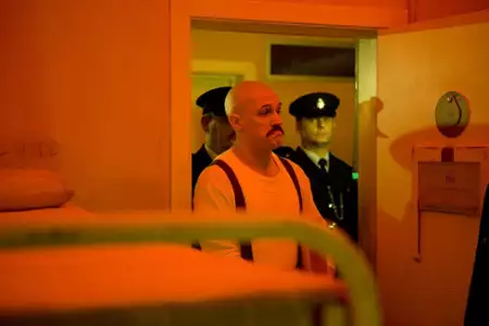 Bronson - galeria zdjęć - filmweb
