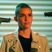 Uwikłana - galeria zdjęć - filmweb