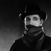 Lokator - galeria zdjęć - filmweb