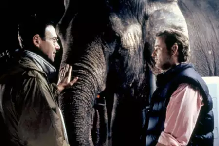 Pięć ton i on - galeria zdjęć - filmweb