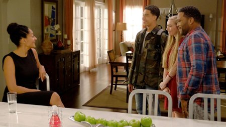 Sezon 3 Odcinek 8 Tożsamość rasowa