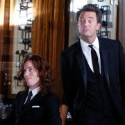 Go On - galeria zdjęć - filmweb