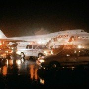 Turbulence - galeria zdjęć - filmweb