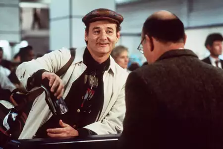 Człowiek, kt&oacute;ry wiedział za mało - galeria zdjęć - filmweb