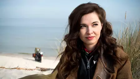Bikini Blue - galeria zdjęć - filmweb