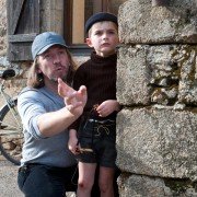 Wojna guzików - galeria zdjęć - filmweb