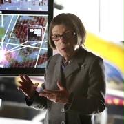 Linda Hunt w Skorpion