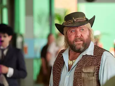 Mr. Dundee. Powr&oacute;t - galeria zdjęć - filmweb