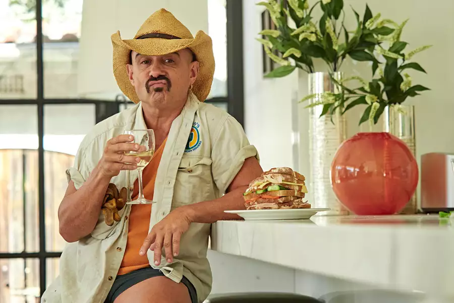 Mr. Dundee. Powr&oacute;t - galeria zdjęć - filmweb