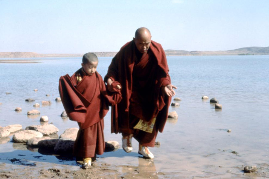 Piasek z mandali (recenzja filmu Kundun życie Dalaj Lamy)