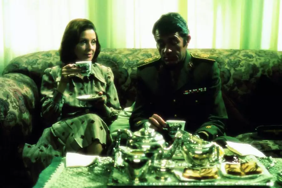 Nakarmić kruki - galeria zdjęć - filmweb