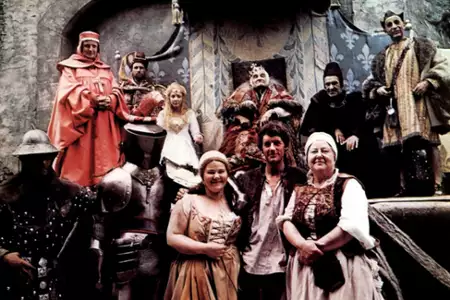 Jabberwocky - galeria zdjęć - filmweb