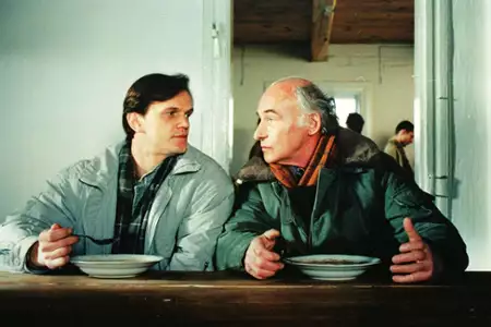 Nic śmiesznego - galeria zdjęć - filmweb
