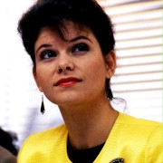 Lolita Davidovich w Piękny obiekt pożądania