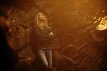 La Brea - galeria zdjęć - filmweb