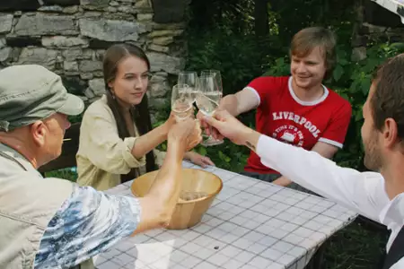 2 młode wina - galeria zdjęć - filmweb