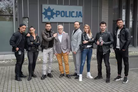 Gliniarze - galeria zdjęć - filmweb